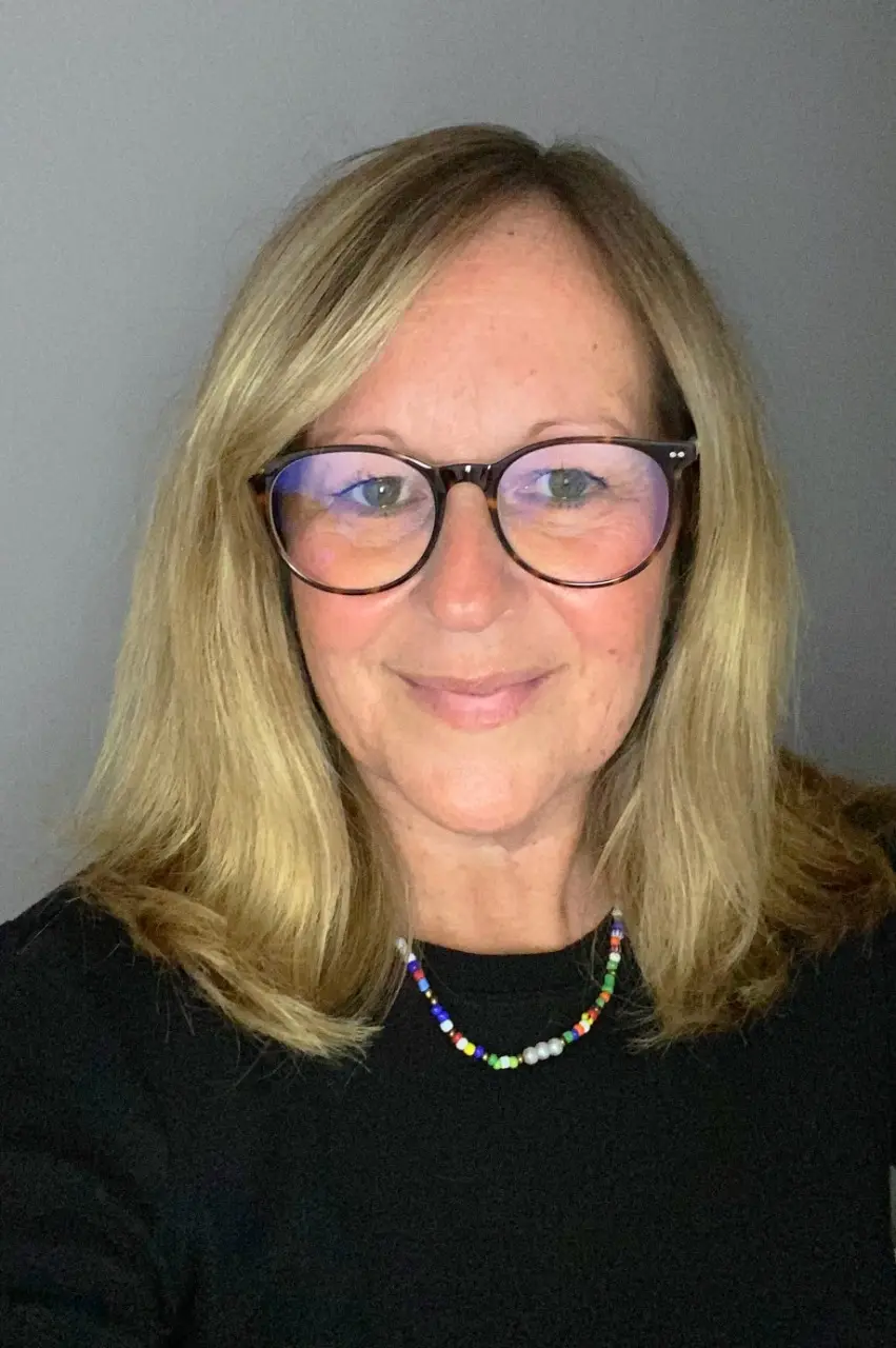 IMG_3340 Emma – Integrative Counsellor at Courage and Calm Counselling in Dorchester